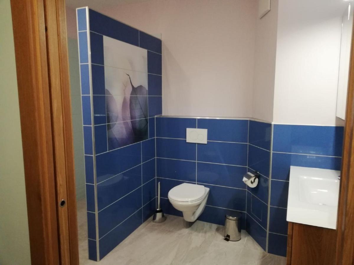 Hotel Haus Monti à Maria Lanzendorf Extérieur photo